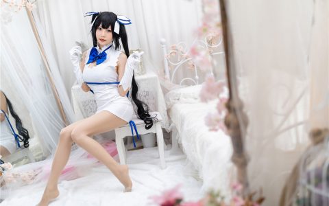 [Cosplay][8K]香草喵露露 – 赫斯提亚 Hestia