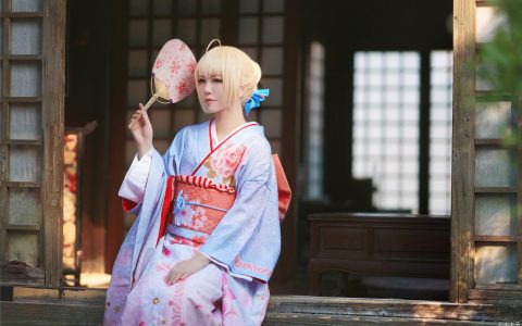 [Cosplay][8K]半半子 BanBanKo - 阿尔托利亚·潘德拉贡 Altria Pendragon