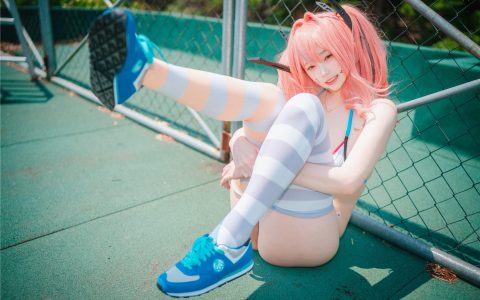 [Cosplay][8K]Bambi밤비 - USS Bremerton (Azur Lane) Scorching-Hot Training