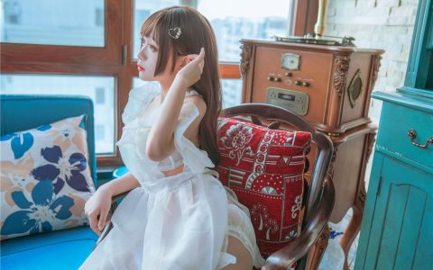 [Cosplay][8K]日奈娇 NO.007 透明围裙 Sexy Lingeries