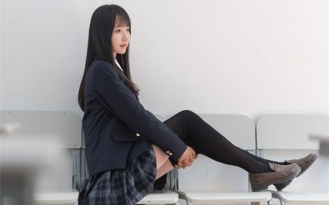 [Cosplay][8K]木绵绵OwO - 西式JK黑丝 JK Black Stocking