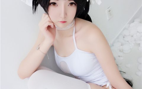 [Cosplay][8K]一小央泽 – 碧蓝航线-高雄泳装 Azur Lane たかお