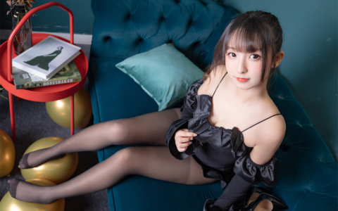 [Cosplay][8K]神楽板真冬 NO.074《授業開始》