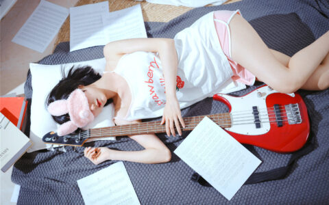 [Cosplay][8K]木绵绵OwO NO.065 贝斯与妹妹 Bass and Beauty