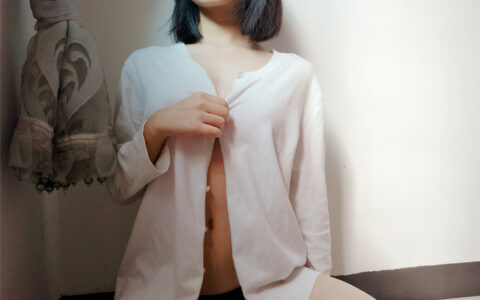 [Cosplay][8K]黑川鹤子 – 萝莉御姐 Black Stocking Elder Sister [NSFW]
