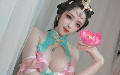 [Cosplay][8K]福利姬 TiTiTiTi – 杨玉环 Yang Yu Huan[NSFW]