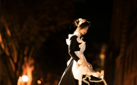 [Cosplay][8K]桜桃喵 – NO.111 长裙妹抖（夜）Maid Night Ver