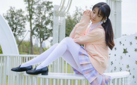 [Cosplay][8K]稚乖画册 NO.02 颓废01 短裙白丝 decadence 01 white stocking