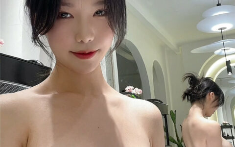 [Cosplay][8K]抖娘-利世 5分钟视频定制 抹油 Private Vid Body Massage