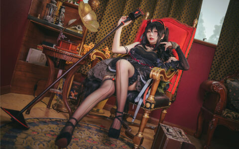 [Cosplay][8K]是一只熊仔吗 NO.05 大凤 Azur Lane Taihō