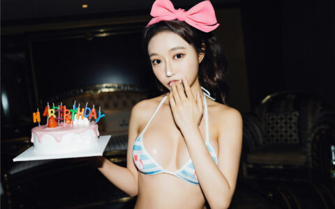 [IDOL][8K][Moon Night Snap]Jucy (쥬시) – Happy Birthday [NSFW]