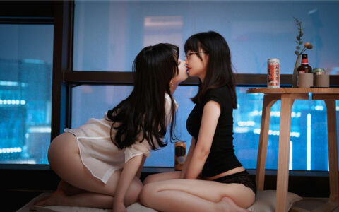 [Cosplay][8K]rioko凉凉子 NO.92 &面饼仙儿《黑丝ol制服双人》Black Stocking OL