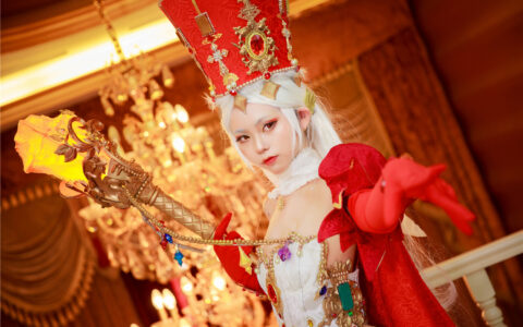[Cosplay][8K]G44不会受伤 NO.68 教皇 Pope