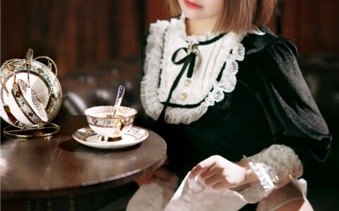 [Cosplay][8K]半半子 NO.57 来一份下午茶吧 Afternoon Tea