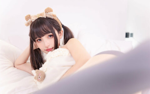 [Cosplay][8K]神楽坂真冬 NO.114 草莓胖次熊 strawberry bear