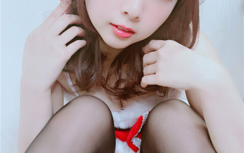 [Cosplay][8K]Tomiko (とみこ) NO.04 [Fantia] とみこサンタから自撮りのお届け???動画もあるよ