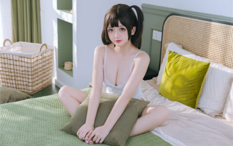 [Cosplay][8K]日奈娇 NO.43 湿身小白裙 White Skirt