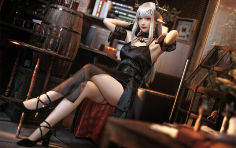 南宫 NO.86 泥岩COS礼服 Mudrock Arknights