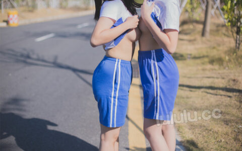 悠宝三岁 - 马路与大学楼道露出 Outdoor Nude [NSFW]