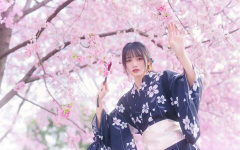 兔子Zzz不吃胡萝卜 NO.21 樱花烂漫时 When the Sakura are in full bloom