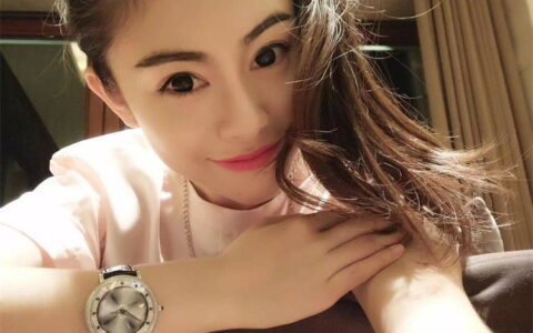 極品高顏值氣質少婦人前高冷女神回家立馬變成蕩婦反差婊 Double face Wife[NSFW]