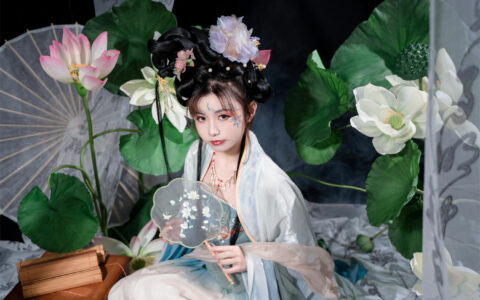 爆机少女喵小吉 Nekokoyoshi - 月华清 Yue Hua Qing[NSFW]