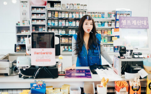[Loozy] Son Ye-Eun 손예은(孫樂樂) – NO.48 CS Part Timer