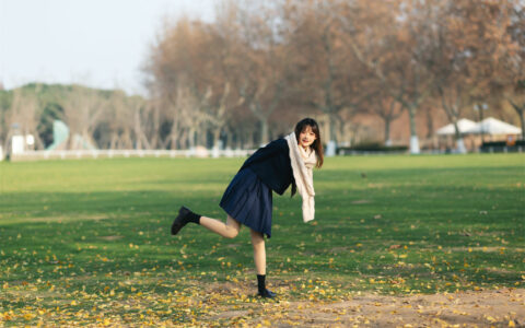 兔子Zzz不吃胡萝卜 NO.62 初冬 In the early winter