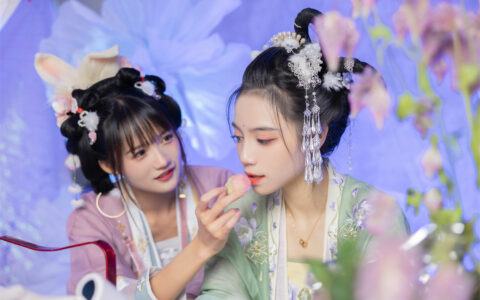 兔子Zzz不吃胡萝卜 NO.63 &贰加六 玉兔与嫦娥 The Jade Rabbit and Chang'e
