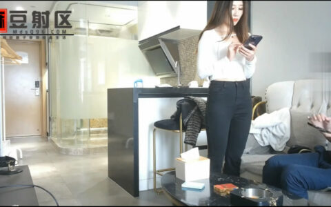 老司機探花白日宣淫黑絲長腿無套內射兼職女模 Outcall Model[NSFW]