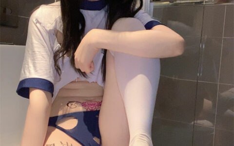 微博紅人頂級容顏蘿莉正妹[倦倦喵]露臉私人訂制 Lolita Face JuanJuanMiao[NSFW]