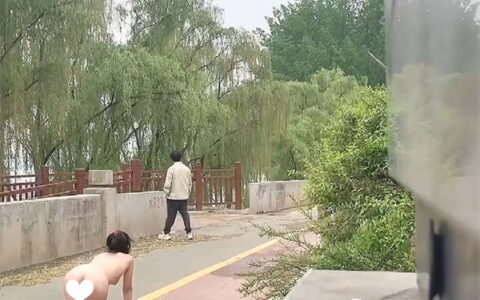 爆火推特19歲嬌小苗條騷妹妹[蘇蘇]母狗式私拍 19yo SuSu[NSFW]