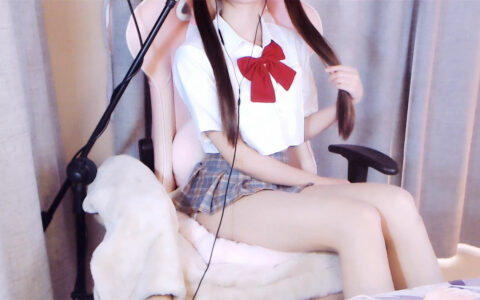 小小奶瓶儿 NO.05 双马尾制服师生 ASMR JK School Girl