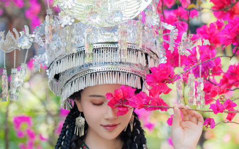 年年 - 苗疆少女 Young girl from Miao Province[NSFW]