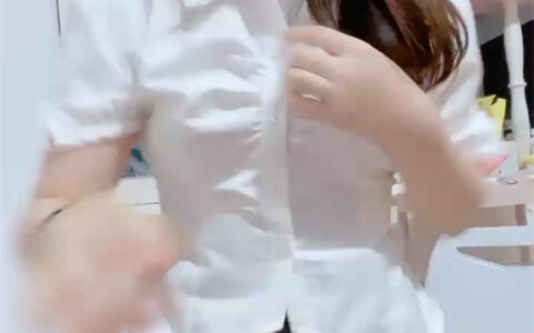 全網最粉逼 名器 饅頭逼一線天白虎[清涼一夏]JK學生妹 JK School Girl[NSFW]