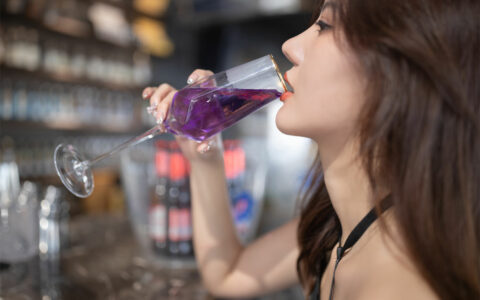 就是阿朱啊 NO.14 酒台黑丝 Black Stocking