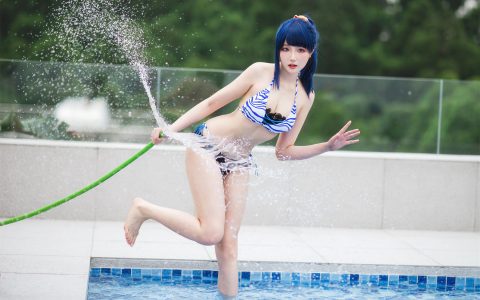 Momoko葵葵 NO.35 &瓜希酱 SSSS.GRIDMAN 宝多六花&新条茜 泳装