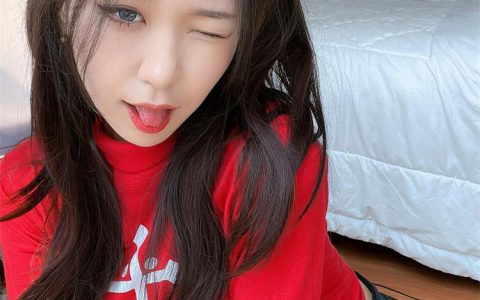 露臉高顏值極品大奶白虎逼百變女神merio私拍②[NSFW][327P-20V-2.38GB]