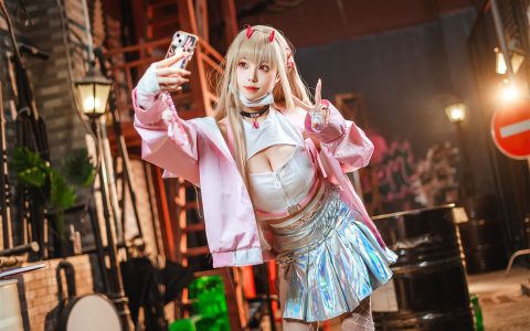 蜜汁猫裘 – 毒蛇 Viper [65P-2V-1.29GB]