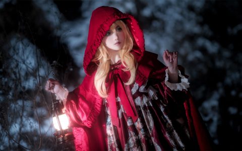 洛可ss – 小红帽 Little Red Riding Hood[12P-112MB]