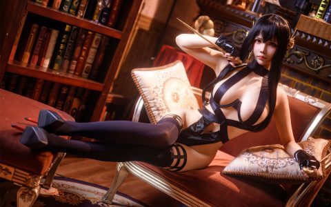 抱走莫子aa – 间谍过家家 约尔太太 Spy x family Yor Forger[52P-18V-1.44GB]