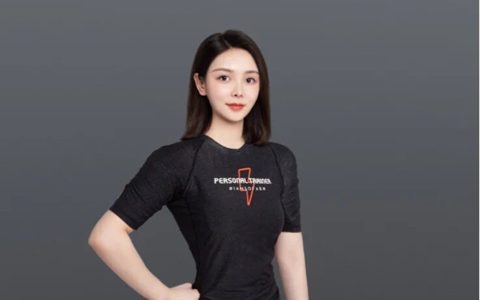 領導和火爆身材的美女同事酒店開房被曝光[3P-4V-562MB]