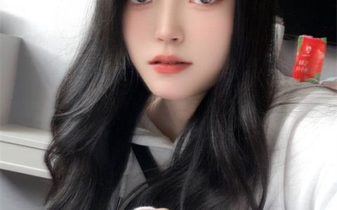身高167 成都 20岁露脸反差婊 兔兔 被金主各种玩弄[NSFW][44P-105V-666MB]