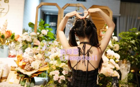 酱梓菜 – 福利私拍，清纯唯美小仙女超极品合法卡哇伊小萝莉 [209P-57V-233MB]