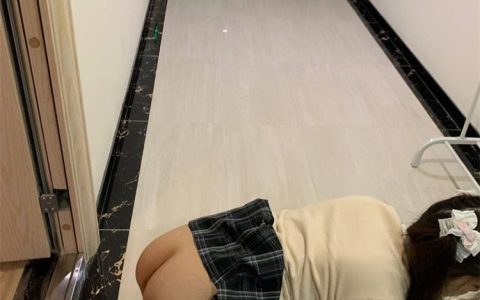 Ken42xxx – 圈养露脸人形小母狗 身材好颜值高[NSFW][13P-48V-2.63GB]