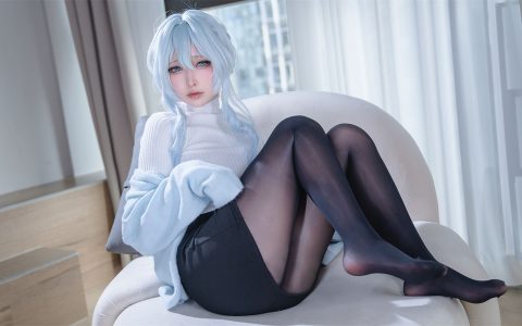 樱梨梨 - 雪女 [32P／140MB]