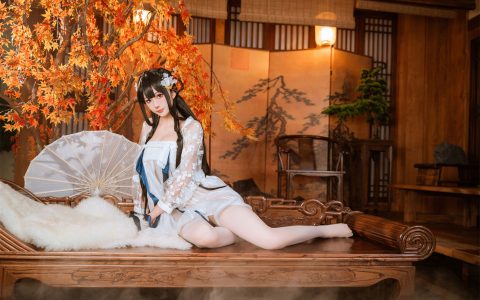 y妹不是小叶 – 碧蓝航线 逸仙 膏发凝脂 [18P／259MB]
