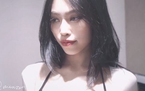 氣質尤物破洞牛仔褲 菊花小穴齊開 讓女神體驗極致快樂[MP4-613MB]