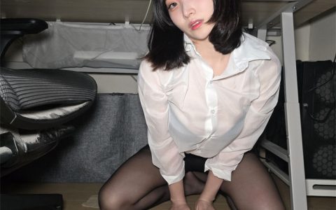 Bambi (밤비) - H Secretary - Under The Desk [101P／213MB]