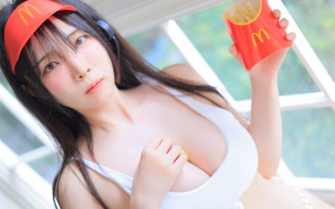 [Patreon] rinaモモリナ - Sexy waiter [63P+8V／6.08GB]